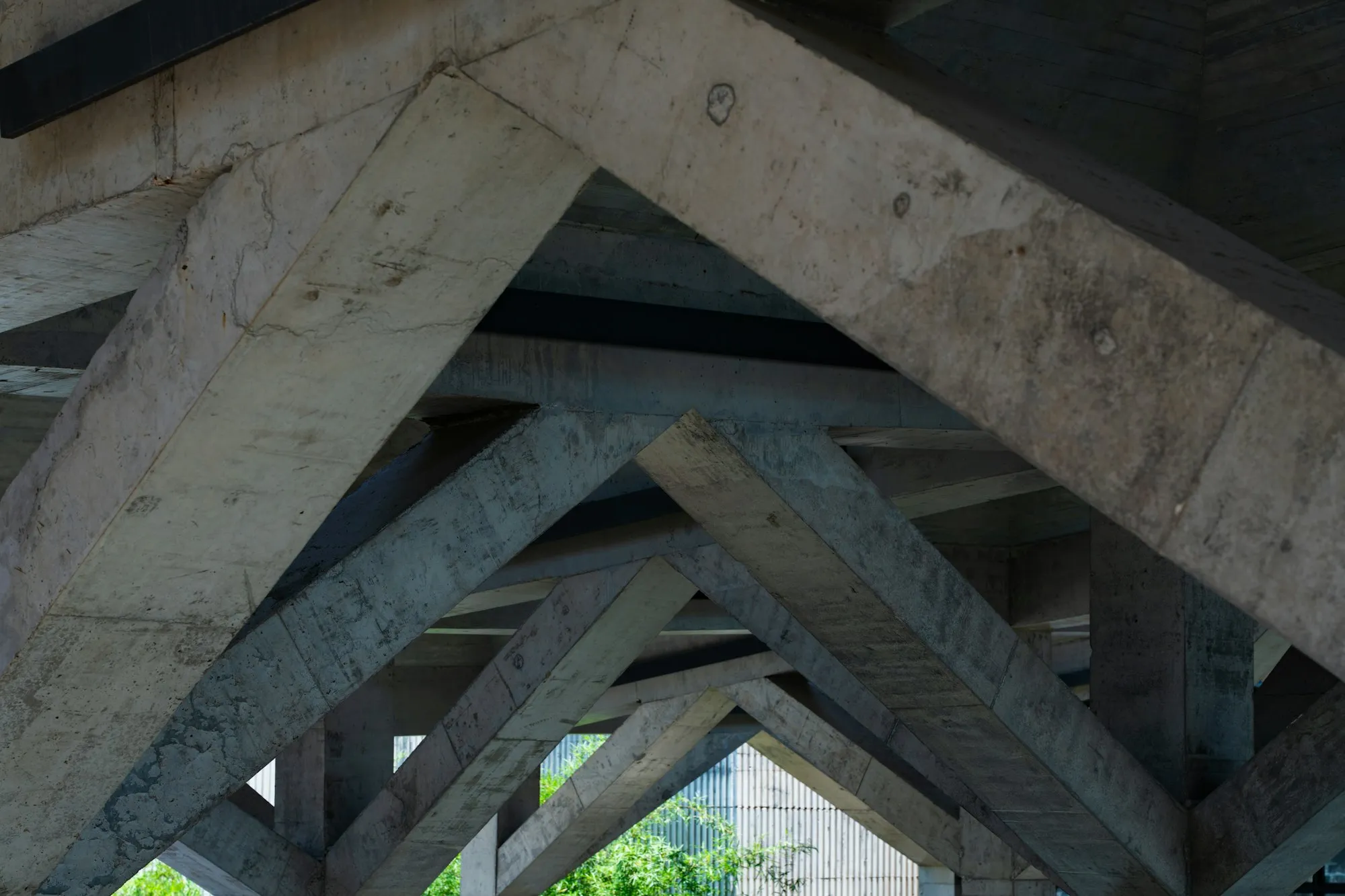 Stahlbeton-Tragwerk — Trägerstruktur im Rohbau